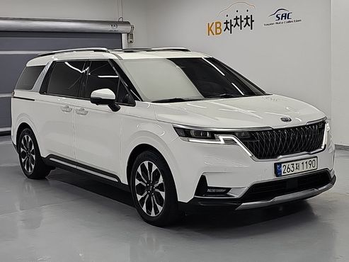 Kia Carnival Diesel 9-Seater Signature — пробег 79 214 км — фото 4 из 5