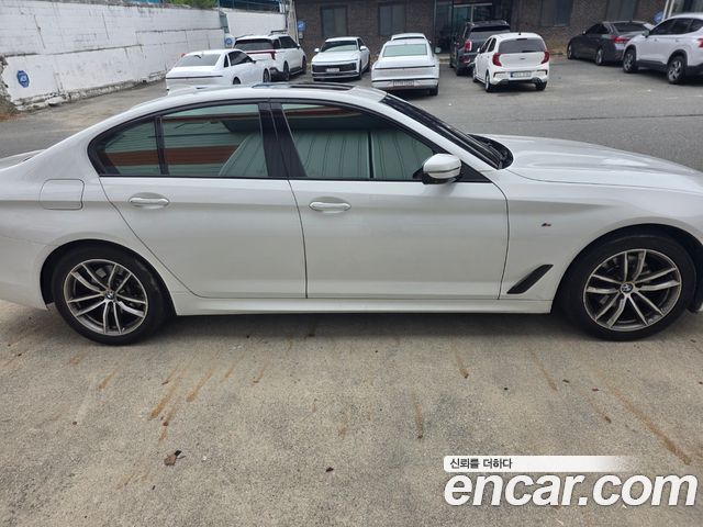 BMW 5-Series 520d xDrive M Sport Package Plus — пробег 154 000 км — фото 5 из 5