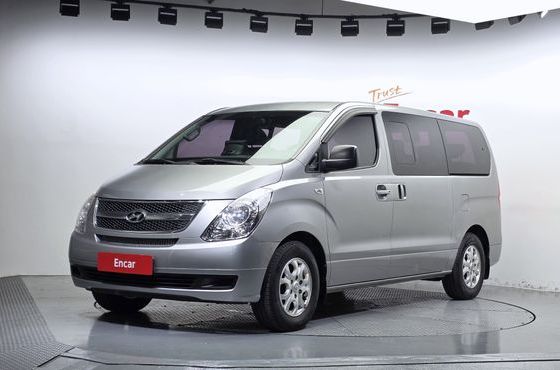 Hyundai Starex 12-Seater Wagon CVX Deluxe — пробег 128 320 км — фото 1 из 5