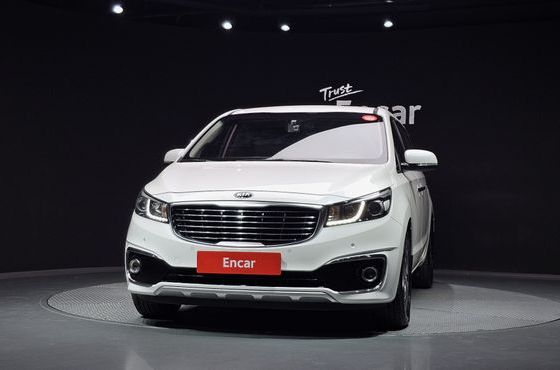 Kia Carnival 9-seater Luxury — пробег 164 754 км — фото 3 из 5