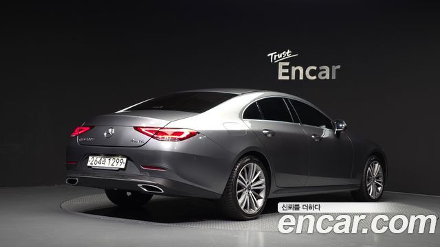 Mercedes-Benz CLS-Class CLS400d 4MATIC — пробег 190 001 км — фото 2 из 5