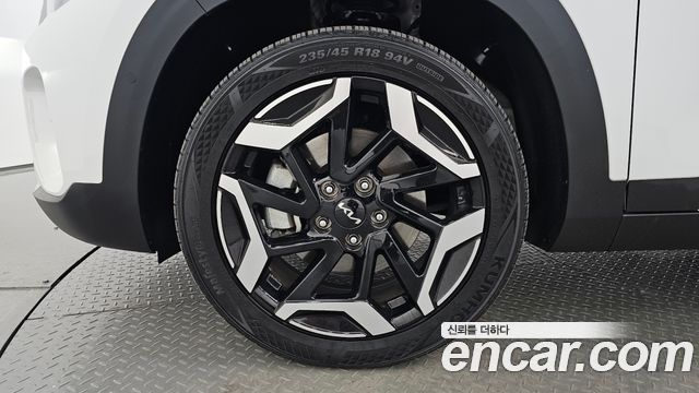 Kia Seltos Gasoline 1.6 Turbo 2WD Signature — пробег 28 807 км — фото 5 из 5