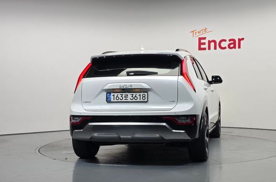 Kia Niro Signature — пробег 29 283 км — фото 4 из 5