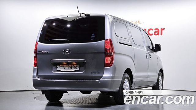 Hyundai Starex 3-Seater VAN Smart — пробег 72 079 км — фото 2 из 5
