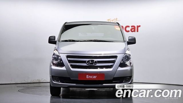 Hyundai Starex 3-Seater VAN Smart — пробег 72 079 км — фото 3 из 5