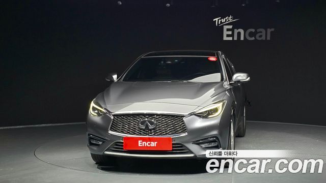 Infiniti Q30 из Кореи Encar