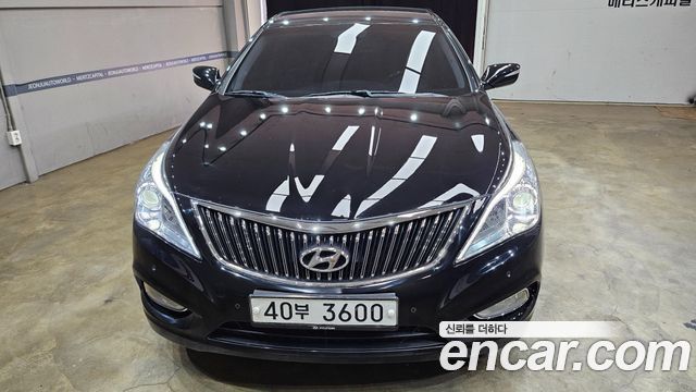 Hyundai Grandeur HG240 Luxury — пробег 205 000 км — фото 2 из 5