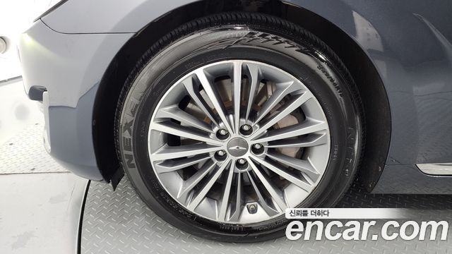 Genesis EQ900 3.3 T-GDI AWD Premiun Luxury — пробег 102 157 км — фото 5 из 5