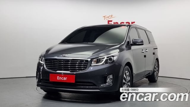 Kia Carnival 11-seater Prestige — пробег 105 271 км — фото 1 из 5