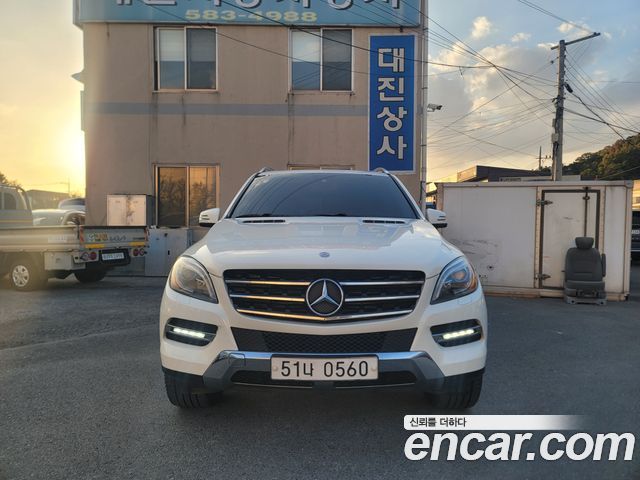 Mercedes-Benz M-class ML350 BlueTEC 4MATIC — пробег 206 722 км — фото 2 из 5