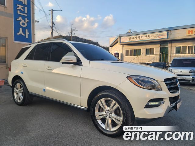 Mercedes-Benz M-class ML350 BlueTEC 4MATIC — пробег 206 722 км — фото 3 из 5