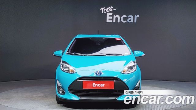 Toyota Prius 1.5 — пробег 76 019 км — фото 3 из 5