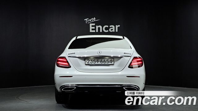 Mercedes-Benz E-Class из Кореи Encar