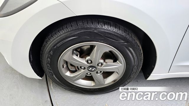 Hyundai AVANTE 1.6 GDI Smart — пробег 136 558 км — фото 5 из 5