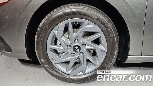 Hyundai AVANTE 1.6 Modern — пробег 191 км — фото 5 из 5