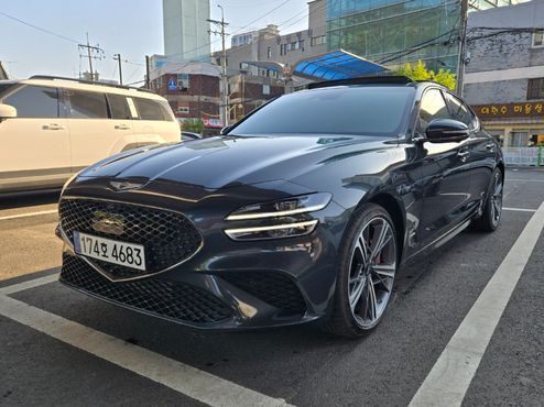 Genesis G70 Gasoline 3.3T 4WD — пробег 10 000 км — фото 1 из 5