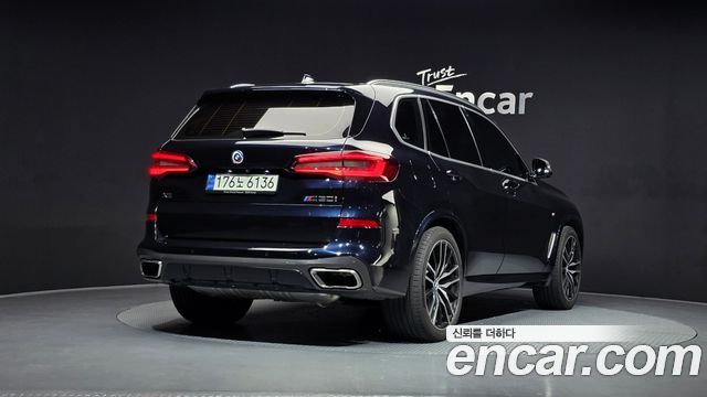BMW X5 M50i — пробег 45 297 км — фото 2 из 5