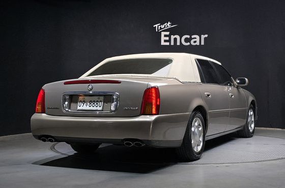 Cadillac DeVille DHS — пробег 210 048 км — фото 2 из 5