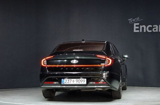 Hyundai Sonata Premium Family — пробег 54 690 км — фото 4 из 5