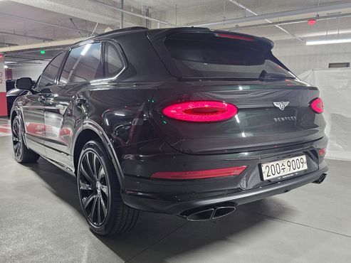 Bentley Bentayga 4.0 V8 EWB Mulliner — пробег 10 100 км — фото 2 из 5
