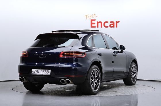 Porsche Macan 3.0 S Diesel 95B — пробег 139 775 км — фото 2 из 5
