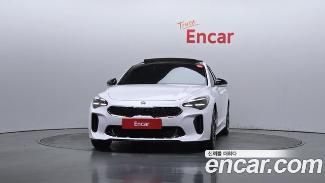 Kia Stinger из Кореи Encar