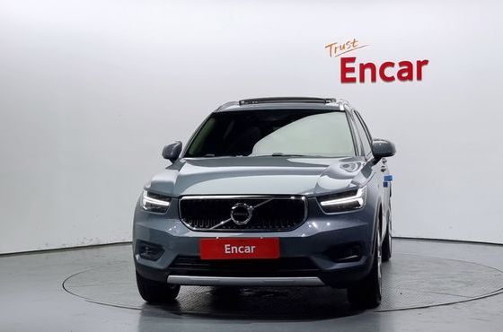 Volvo XC40 B4 Momentum — пробег 53 191 км — фото 3 из 5
