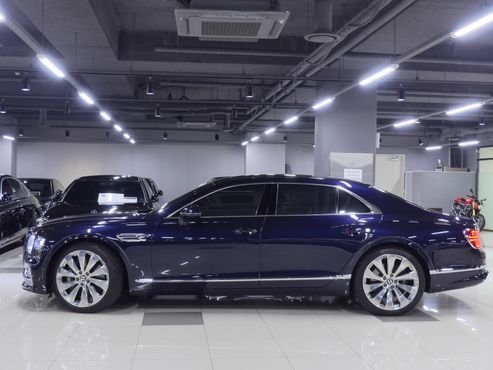 Bentley Flying Spur 4.0 — пробег 58 000 км — фото 2 из 5