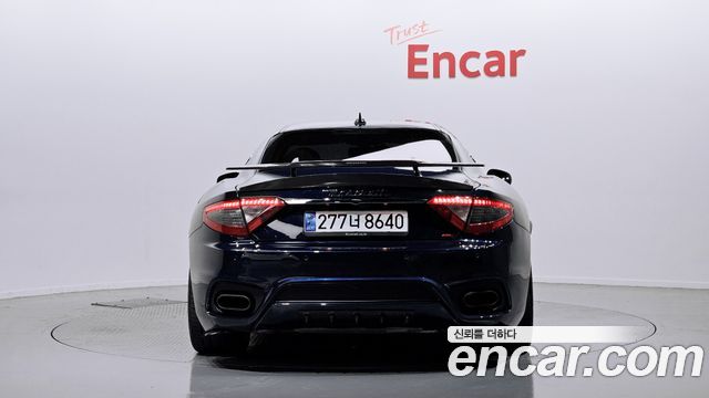 Maserati GranTurismo из Кореи Encar