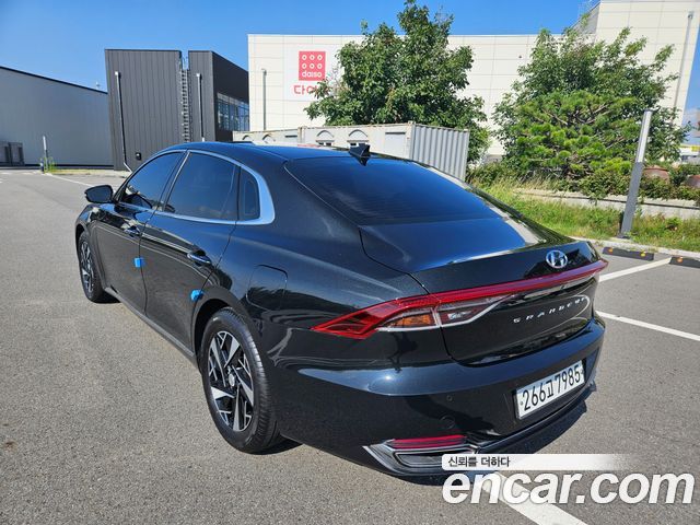 Hyundai Grandeur Premium — пробег 75 867 км — фото 3 из 5