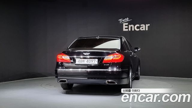 Hyundai Genesis из Кореи Encar