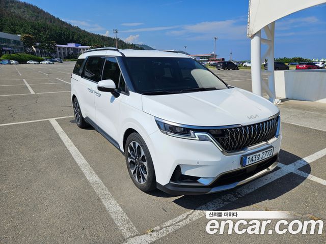 Kia Carnival Gasoline 7-Seater Noblesse — пробег 52 000 км — фото 3 из 5