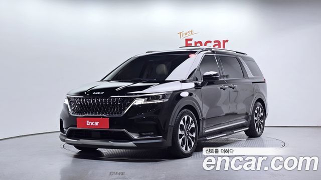 Kia Carnival Gasoline 7-Seater Signature — пробег 24 330 км — фото 1 из 5