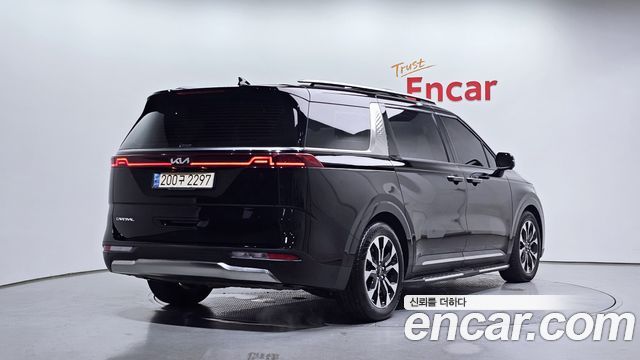 Kia Carnival Gasoline 7-Seater Signature — пробег 24 330 км — фото 2 из 5