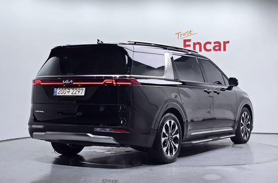 Kia Carnival Gasoline 7-Seater Signature — пробег 24 330 км — фото 2 из 5