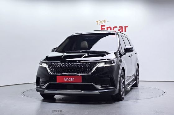 Kia Carnival Gasoline 7-Seater Signature — пробег 24 330 км — фото 3 из 5