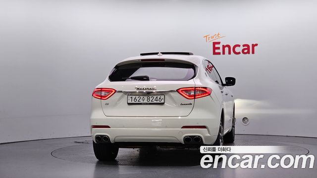 Maserati Levante 3.0 Diesel AWD GranLusso — пробег 64 795 км — фото 4 из 5