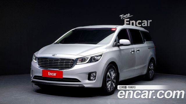 Kia Carnival 11-seater Prestige — пробег 130 143 км — фото 1 из 5
