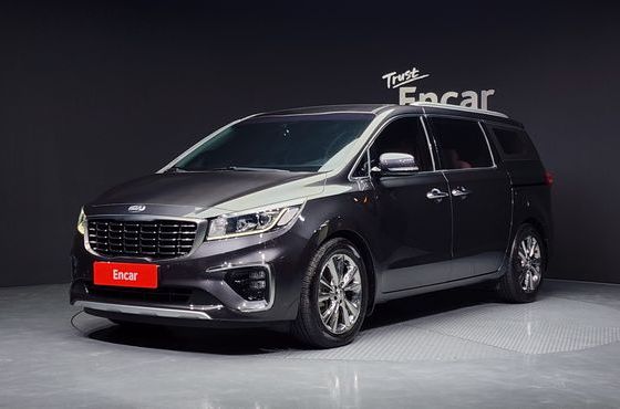 Kia Carnival 9-Seater Noblesse — пробег 95 442 км — фото 1 из 5