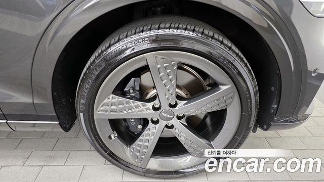 Genesis GV70 2.5T Gasoline AWD — пробег 23 776 км — фото 5 из 5
