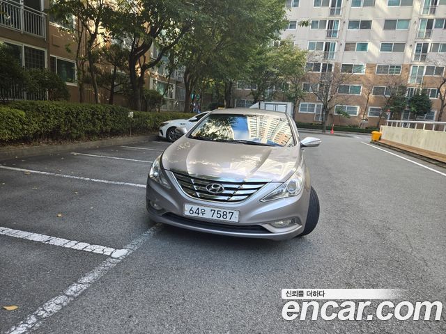 Hyundai Sonata LPI Premier — пробег 207 627 км — фото 1 из 5