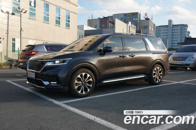 Kia Carnival Diesel 9-Seater Noblesse — пробег 22 733 км — фото 2 из 5