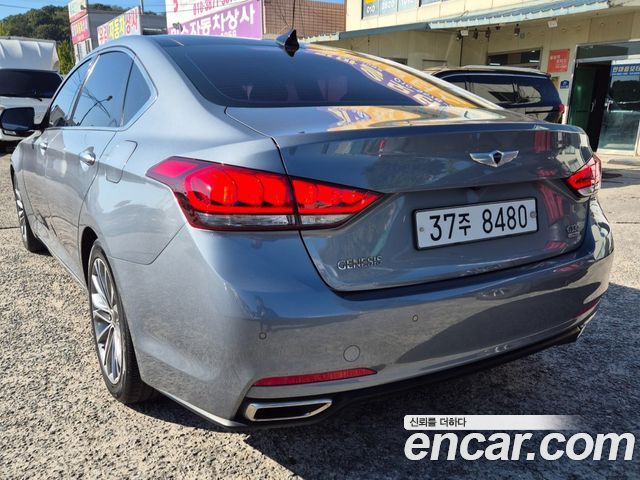 Hyundai Genesis из Кореи Encar