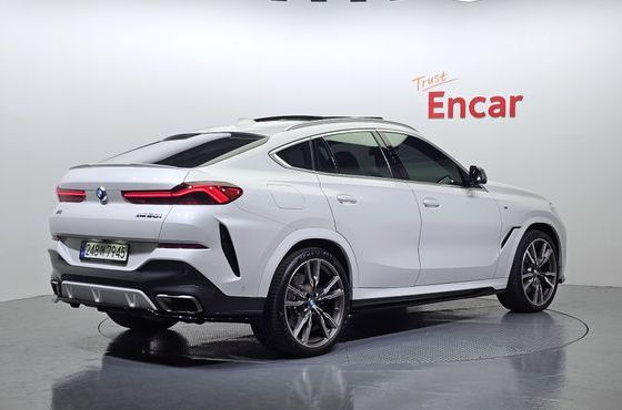 BMW X6 M50i — пробег 72 986 км — фото 2 из 5