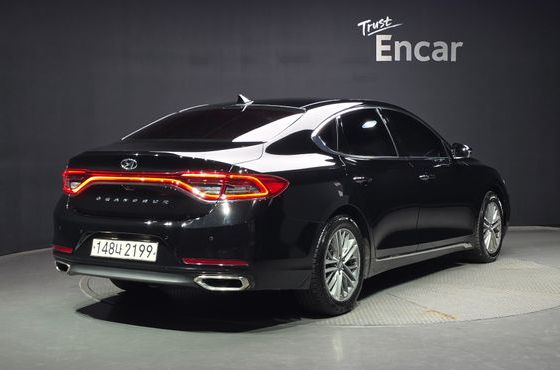 Hyundai Grandeur 2.4 Premium — пробег 29 673 км — фото 2 из 5