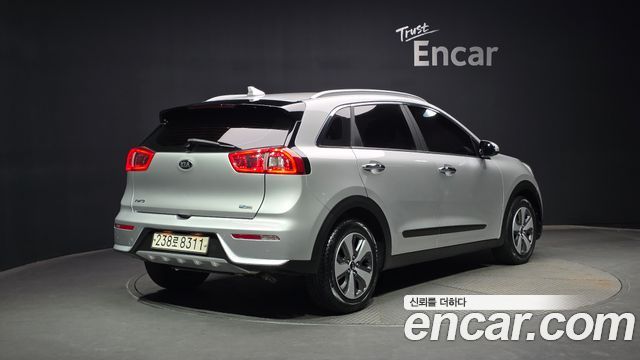 Kia Niro из Кореи Encar
