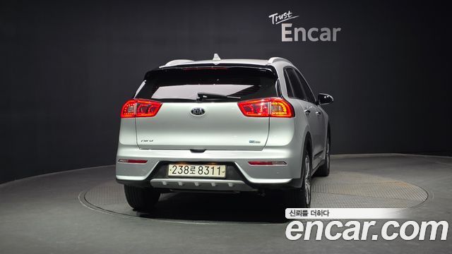 Kia Niro из Кореи Encar