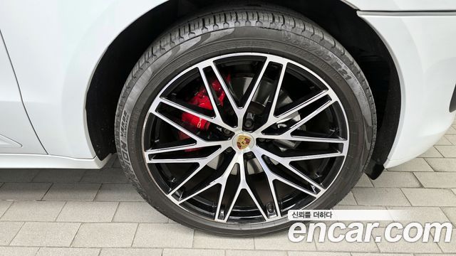 Porsche Macan 2.9 S — пробег 20 824 км — фото 5 из 5