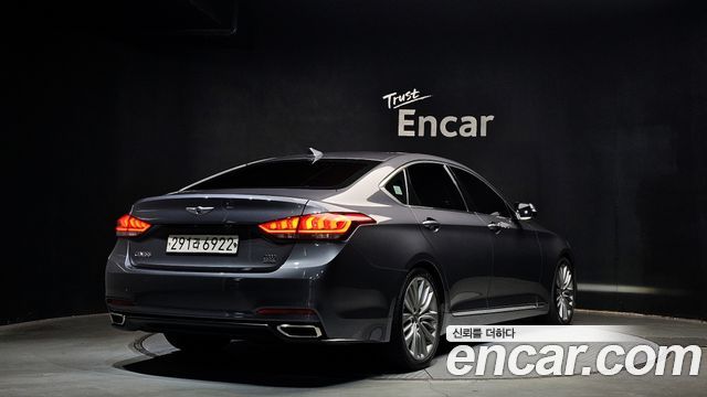 Hyundai Genesis из Кореи Encar