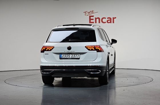 Volkswagen Tiguan 2.0 TSI Prestige — пробег 35 106 км — фото 4 из 5